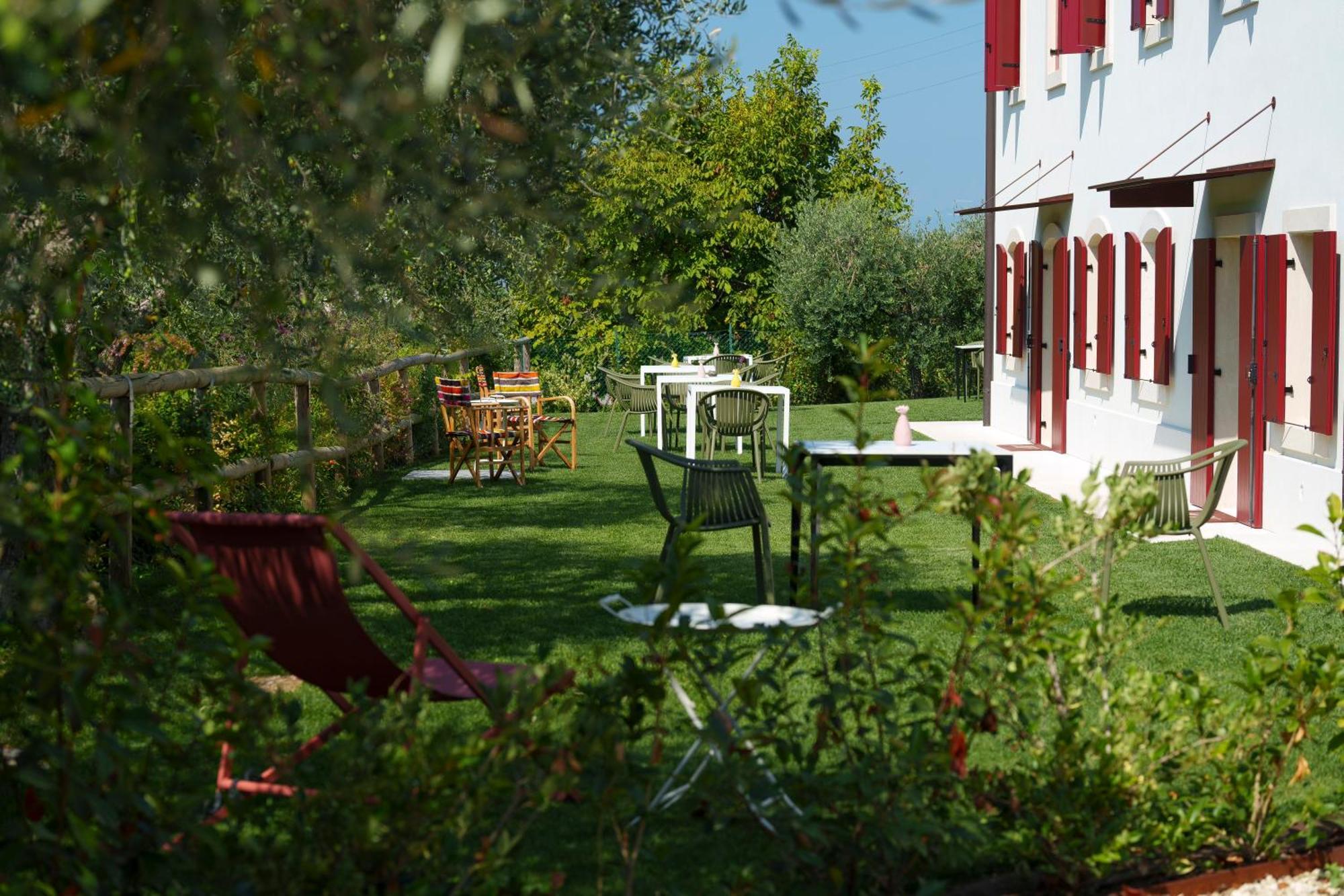 Bed and Breakfast Residenza Vesentini Pastrengo Exterior foto